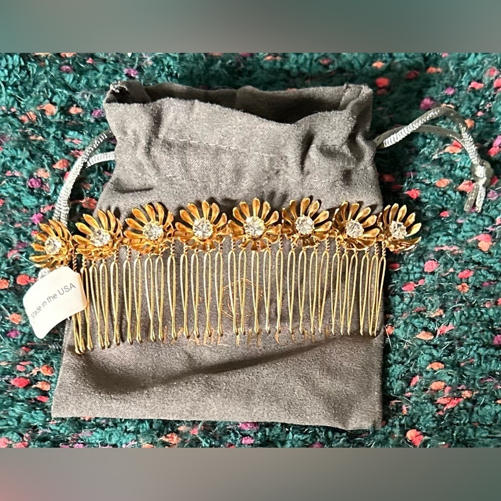 ELIZABETH COLE NWT Sophie Comb